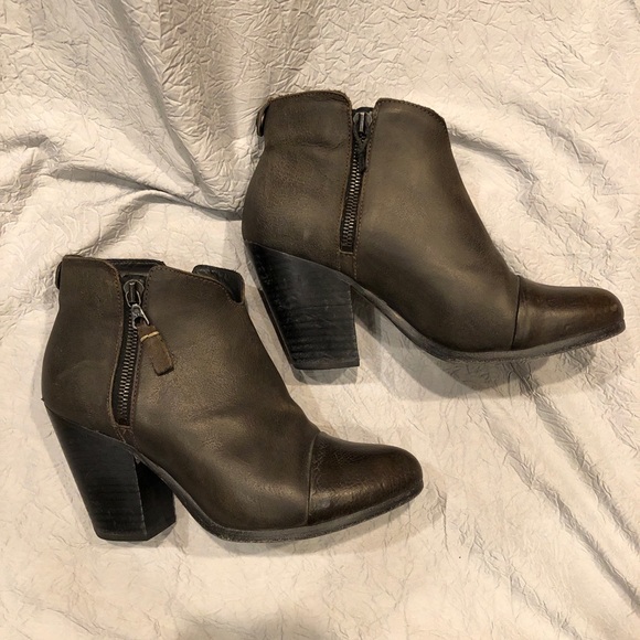 Rag & Bone Margot Ankle Booties size 7 - Picture 5 of 14